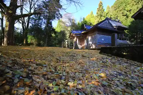 大石見神社の庭園