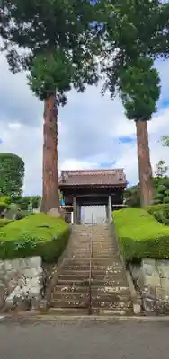 常円寺の山門・神門