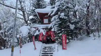 旭山立木大師堂の本殿・本堂