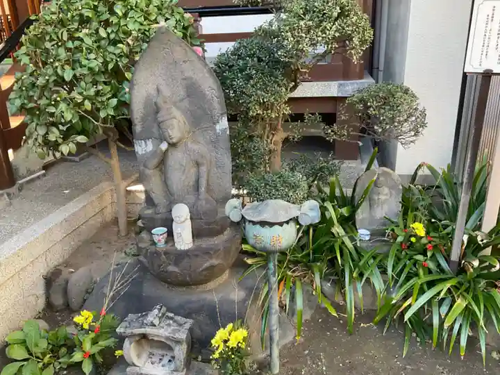 正寶院(飛不動尊)の仏像