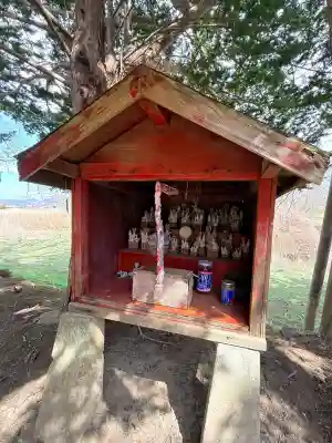 橡木山白木神社の{uncategorized: "未分類", other: "その他", undefined: "問題あり", building: "その他建物", grave: "お墓", sacred_gate: "鳥居", guardian: "狛犬", statue: "像", buddha: "仏像", history: "歴史", nature: "自然", garden: "庭園", animal: "動物", pagoda: "塔", temizu: "手水舎", mountain_gate: "山門・神門", sanctuary: "本殿・本堂", subordinate: "末社・摂社", art: "芸術", scenery: "景色", jizo: "地蔵", ema: "絵馬", goshuin: "御朱印", omikuji: "おみくじ", items: "授与品その他", amulet: "お守り", goshuincho: "御朱印帳", eats: "食事", festival: "お祭り", votive_dance: "神楽", shichigosan: "七五三参", wedding: "結婚式", experience: "体験その他", initially: "初詣", around: "周辺", anti_infection: "感染症対策"}
