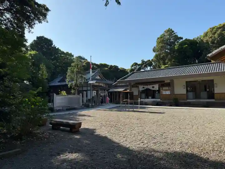 神明神社(石神さん)の{uncategorized: "未分類", other: "その他", undefined: "問題あり", building: "その他建物", grave: "お墓", sacred_gate: "鳥居", guardian: "狛犬", statue: "像", buddha: "仏像", history: "歴史", nature: "自然", garden: "庭園", animal: "動物", pagoda: "塔", temizu: "手水舎", mountain_gate: "山門・神門", sanctuary: "本殿・本堂", subordinate: "末社・摂社", art: "芸術", scenery: "景色", jizo: "地蔵", ema: "絵馬", goshuin: "御朱印", omikuji: "おみくじ", items: "授与品その他", amulet: "お守り", goshuincho: "御朱印帳", eats: "食事", festival: "お祭り", votive_dance: "神楽", shichigosan: "七五三参", wedding: "結婚式", experience: "体験その他", initially: "初詣", around: "周辺", anti_infection: "感染症対策"}