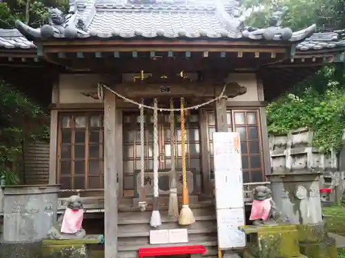 諏訪神社の本殿・本堂