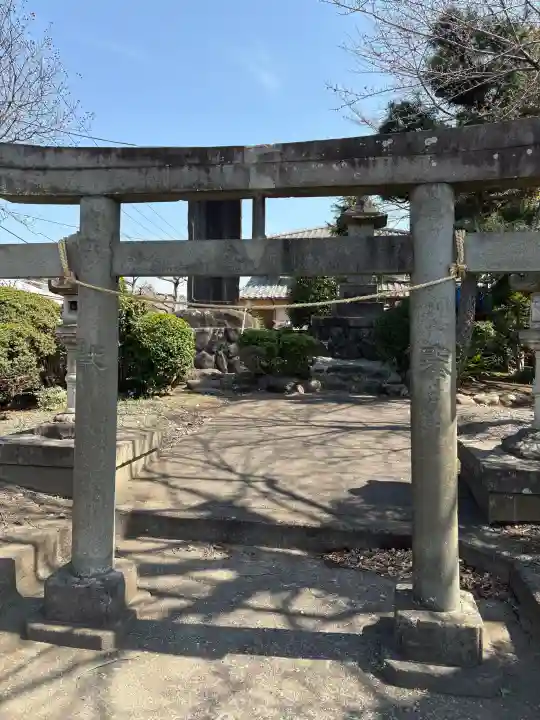 山王大権現の{uncategorized: "未分類", other: "その他", undefined: "問題あり", building: "その他建物", grave: "お墓", sacred_gate: "鳥居", guardian: "狛犬", statue: "像", buddha: "仏像", history: "歴史", nature: "自然", garden: "庭園", animal: "動物", pagoda: "塔", temizu: "手水舎", mountain_gate: "山門・神門", sanctuary: "本殿・本堂", subordinate: "末社・摂社", art: "芸術", scenery: "景色", jizo: "地蔵", ema: "絵馬", goshuin: "御朱印", omikuji: "おみくじ", items: "授与品その他", amulet: "お守り", goshuincho: "御朱印帳", eats: "食事", festival: "お祭り", votive_dance: "神楽", shichigosan: "七五三参", wedding: "結婚式", experience: "体験その他", initially: "初詣", around: "周辺", anti_infection: "感染症対策"}
