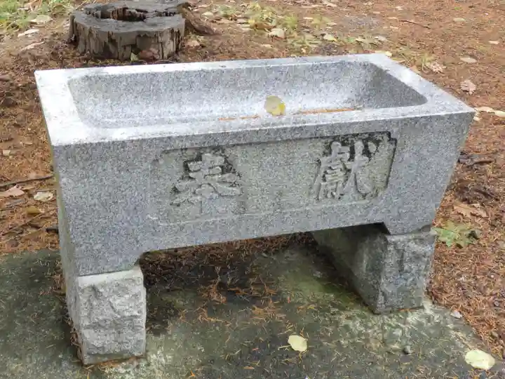 材木澤神社の手水舎