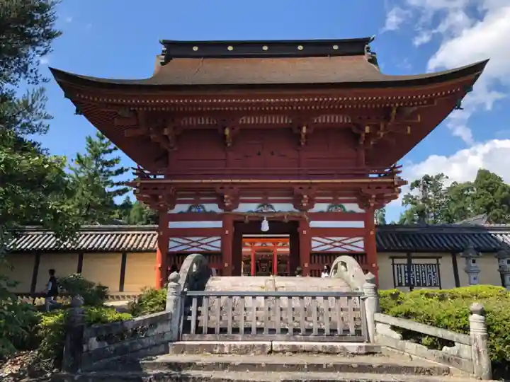 美濃國一宮 南宮大社の山門・神門