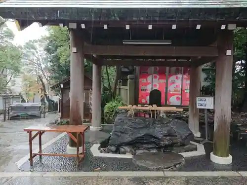 伊勢山皇大神宮の手水舎