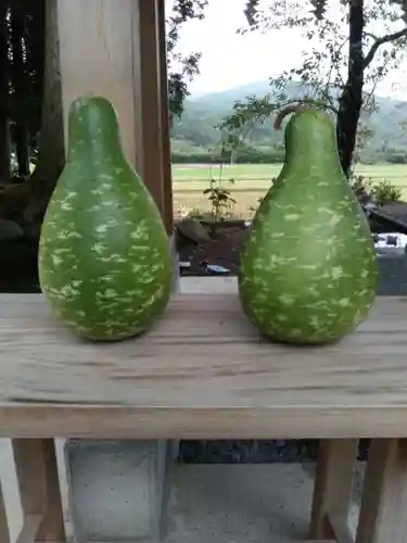 高司神社〜むすびの神の鎮まる社〜の手水舎