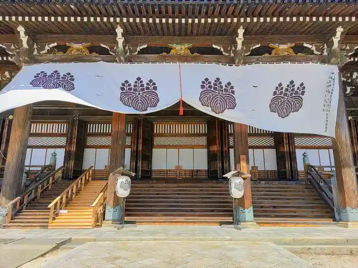 本山専修寺の本殿・本堂