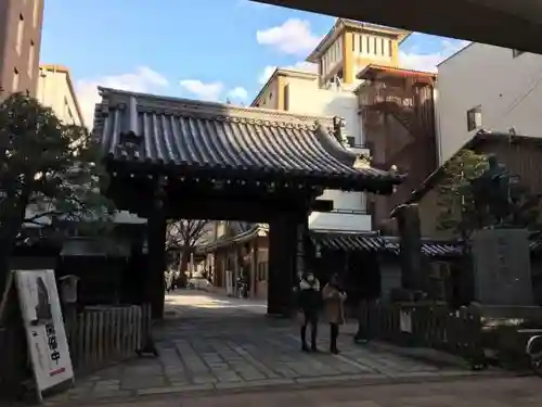 本能寺の山門