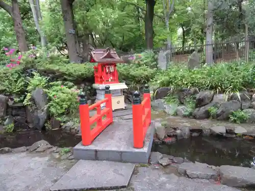 熊野神社の末社