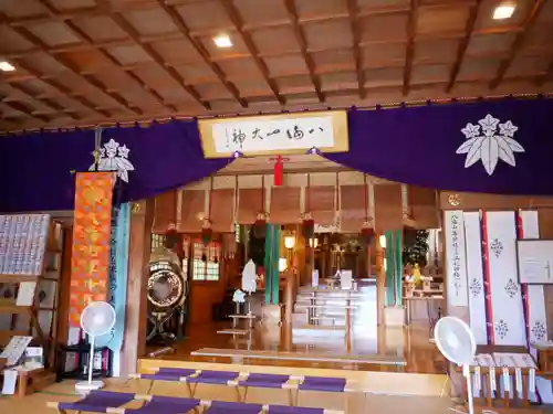 八海山尊神社の本殿・本堂