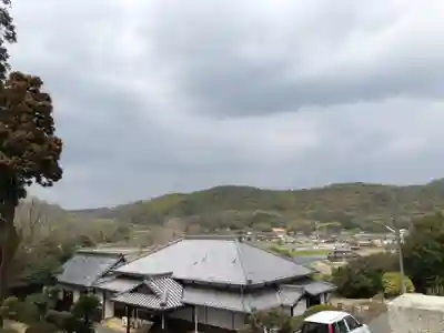 安仁神社の周辺