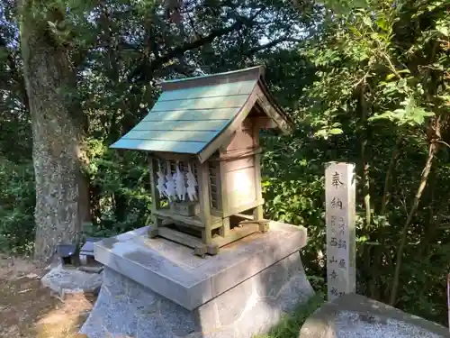 目魯止神社の末社