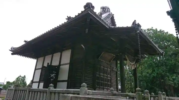諏訪神社の本殿・本堂