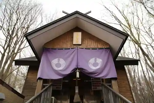 清田稲荷神社の本殿・本堂