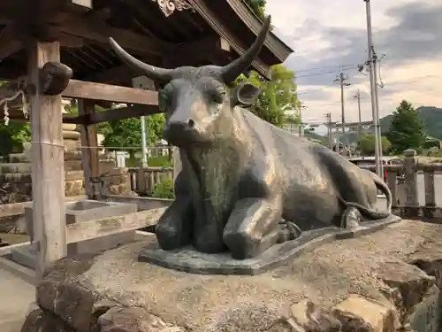 兵主神社の像