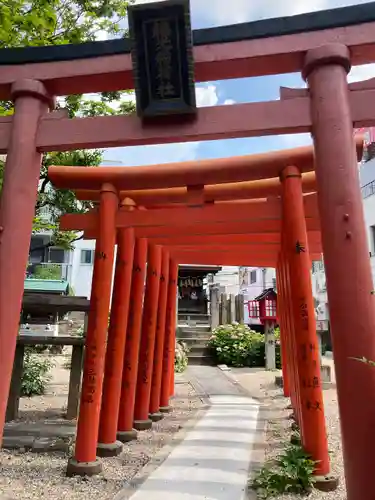 三輪神社の鳥居