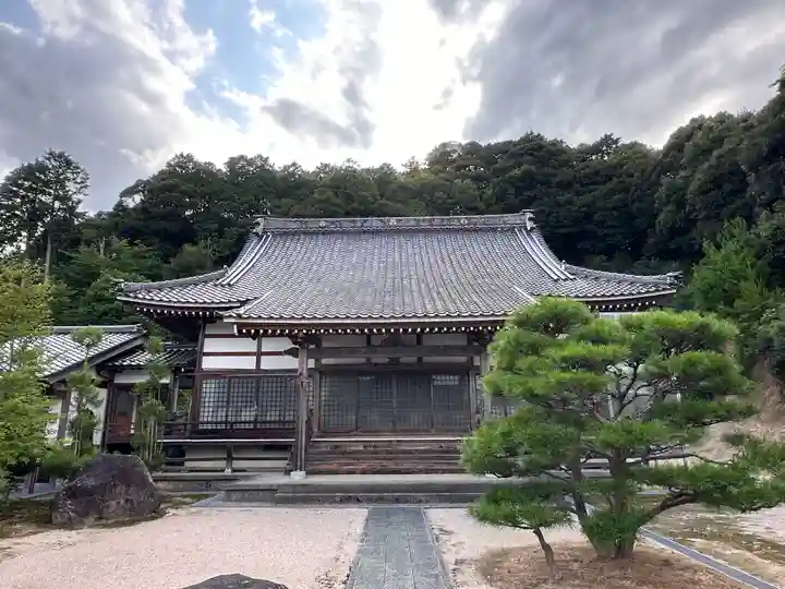 金剛寺の本殿・本堂