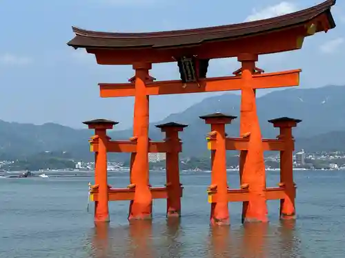 厳島神社(広島県)