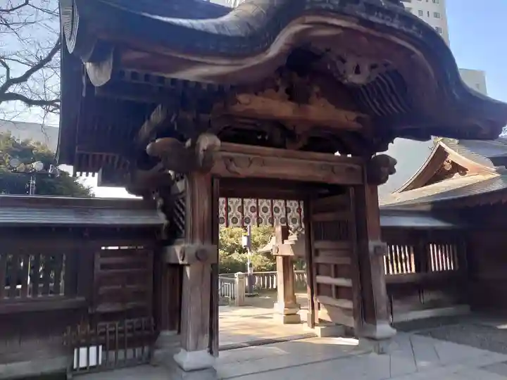 宇都宮二荒山神社の山門・神門