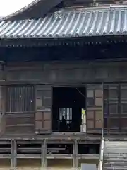 斑鳩寺の本殿