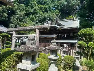 治田神社の{uncategorized: "未分類", other: "その他", undefined: "問題あり", building: "その他建物", grave: "お墓", sacred_gate: "鳥居", guardian: "狛犬", statue: "像", buddha: "仏像", history: "歴史", nature: "自然", garden: "庭園", animal: "動物", pagoda: "塔", temizu: "手水舎", mountain_gate: "山門・神門", sanctuary: "本殿・本堂", subordinate: "末社・摂社", art: "芸術", scenery: "景色", jizo: "地蔵", ema: "絵馬", goshuin: "御朱印", omikuji: "おみくじ", items: "授与品その他", amulet: "お守り", goshuincho: "御朱印帳", eats: "食事", festival: "お祭り", votive_dance: "神楽", shichigosan: "七五三参", wedding: "結婚式", experience: "体験その他", initially: "初詣", around: "周辺", anti_infection: "感染症対策"}