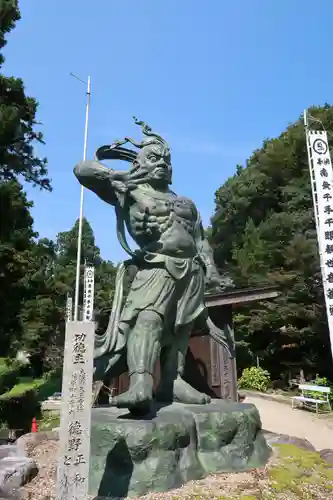 観音正寺の像