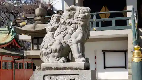 難波神社の狛犬