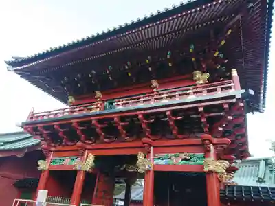 静岡浅間神社の山門・神門