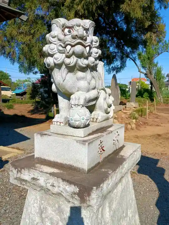 香取神社の{uncategorized: "未分類", other: "その他", undefined: "問題あり", building: "その他建物", grave: "お墓", sacred_gate: "鳥居", guardian: "狛犬", statue: "像", buddha: "仏像", history: "歴史", nature: "自然", garden: "庭園", animal: "動物", pagoda: "塔", temizu: "手水舎", mountain_gate: "山門・神門", sanctuary: "本殿・本堂", subordinate: "末社・摂社", art: "芸術", scenery: "景色", jizo: "地蔵", ema: "絵馬", goshuin: "御朱印", omikuji: "おみくじ", items: "授与品その他", amulet: "お守り", goshuincho: "御朱印帳", eats: "食事", festival: "お祭り", votive_dance: "神楽", shichigosan: "七五三参", wedding: "結婚式", experience: "体験その他", initially: "初詣", around: "周辺", anti_infection: "感染症対策"}