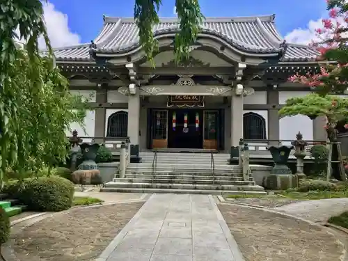 栽松院の本殿・本堂