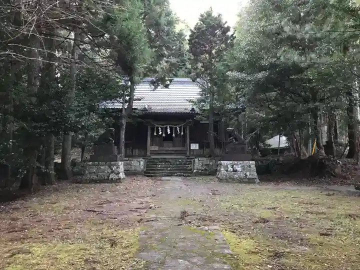 熊野神社の本殿・本堂
