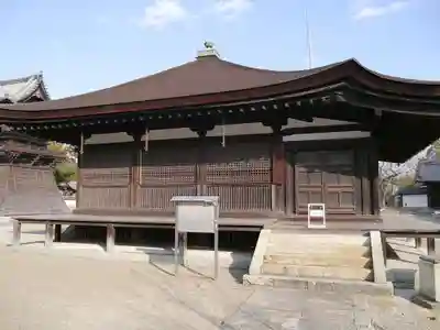 鶴林寺の本殿・本堂