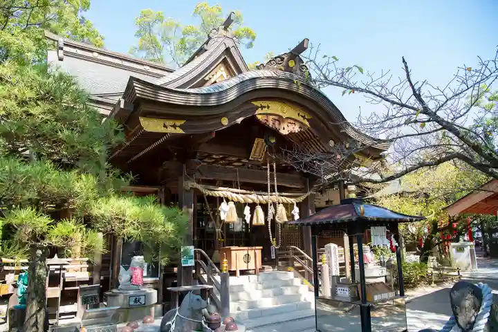 田村神社の本殿・本堂