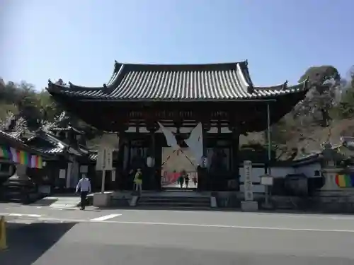 石山寺の山門・神門