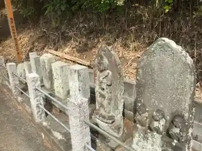 白山神社の仏像