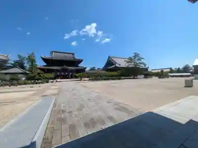 本山専修寺(三重県)