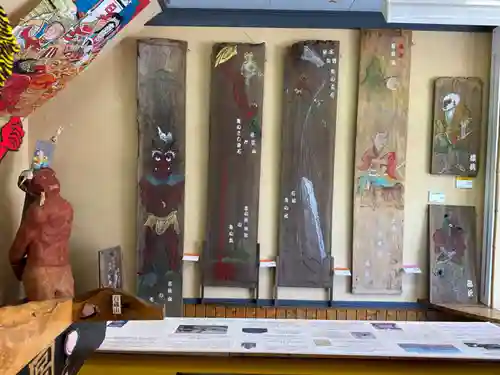 桃太郎神社の芸術