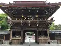 西新井大師総持寺の山門・神門