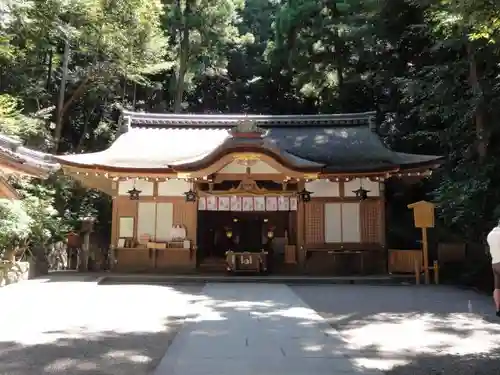 狭井坐大神荒魂神社(狭井神社)の建物その他