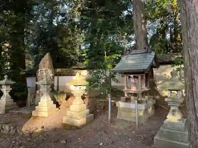 波比賣神社の末社・摂社