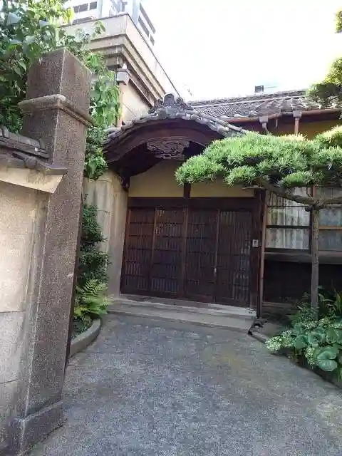 蓮城寺の庭園