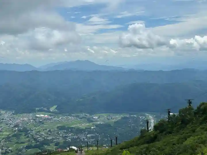 諏訪大社下社秋宮(長野県)