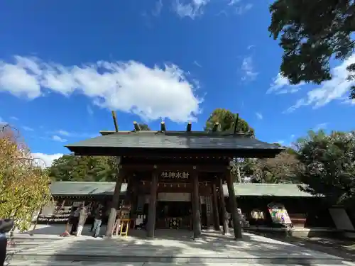 射水神社の本殿