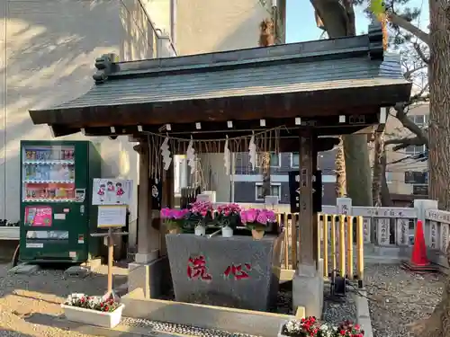 高円寺氷川神社の手水舎