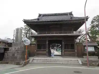 本覚寺の山門・神門