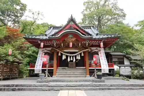 山中諏訪神社(山梨県)
