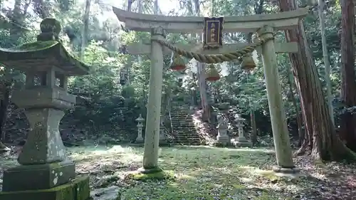 熊野神社の鳥居