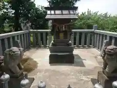 神明社の本殿